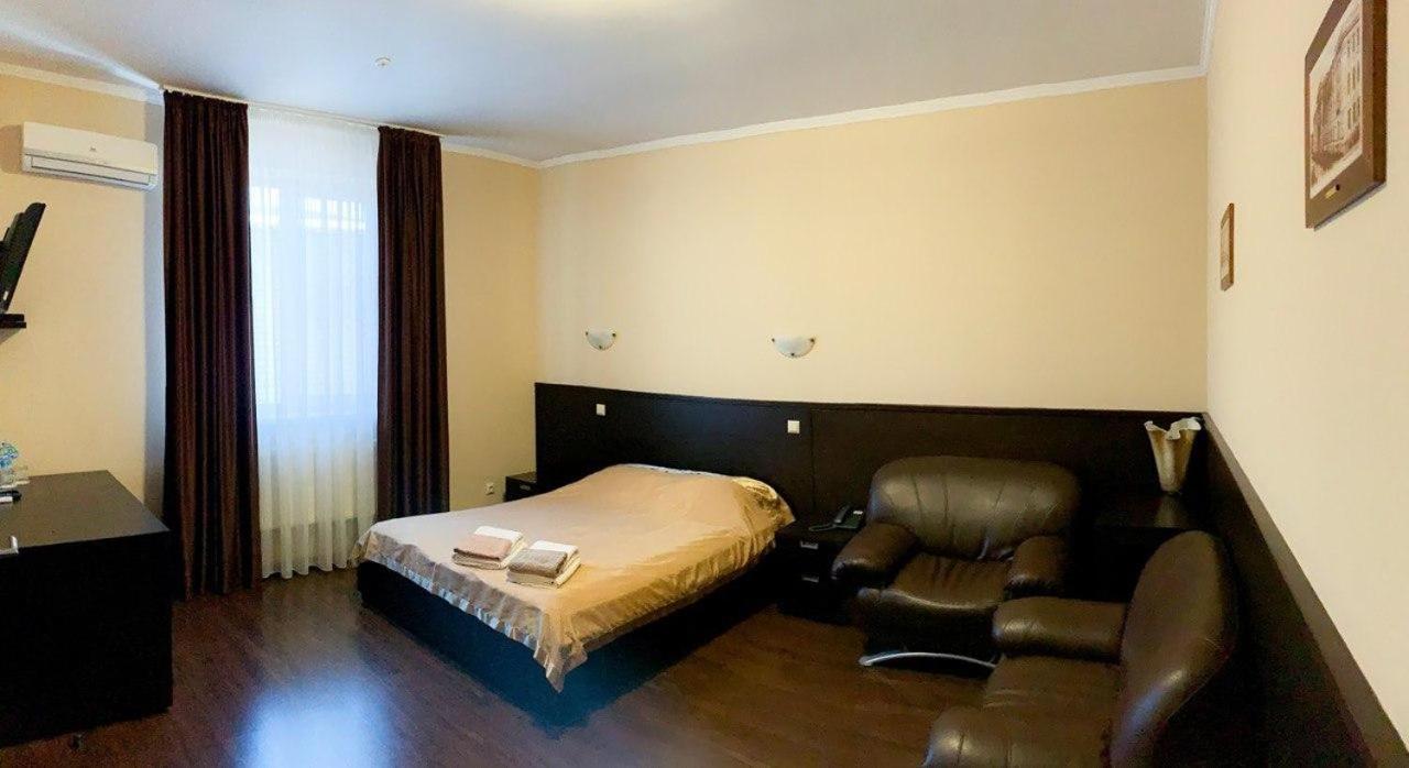 Etoile Ξενοδοχείο Κχαρκίβ Εξωτερικό φωτογραφία